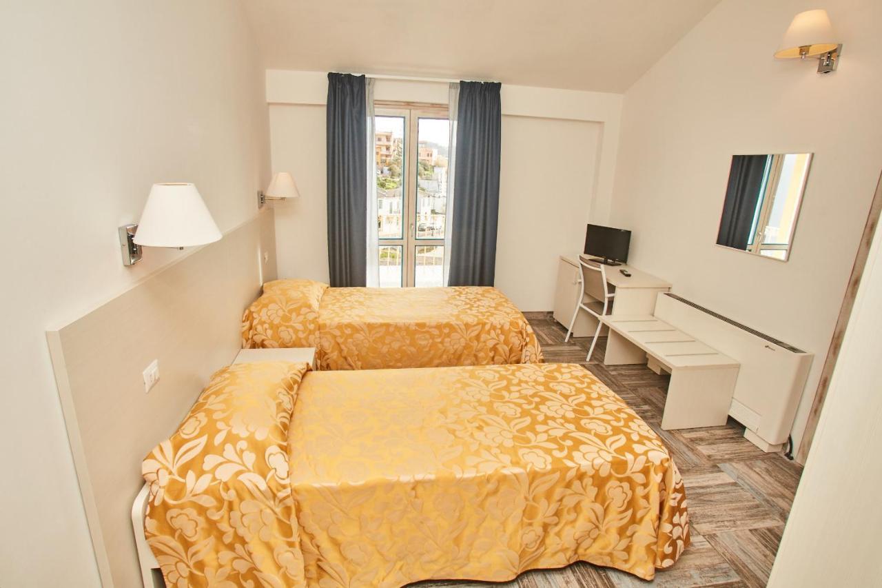 Hotel Muita Di Mari Santa Teresa Gallura