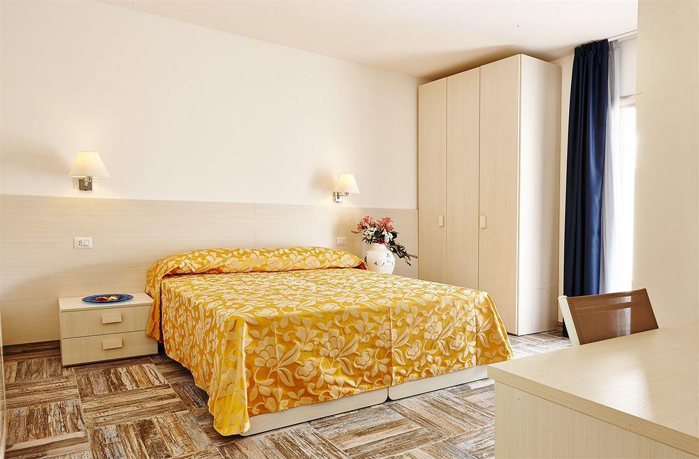 Muita Di Mari Hotel 3*