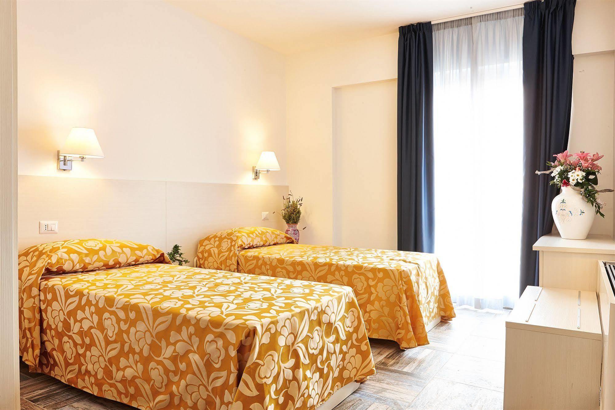 Hotel Muita Di Mari 3*